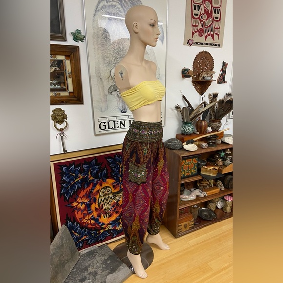 Tribal Pattern Fuchsia Genie Pants - Picture 6 of 11